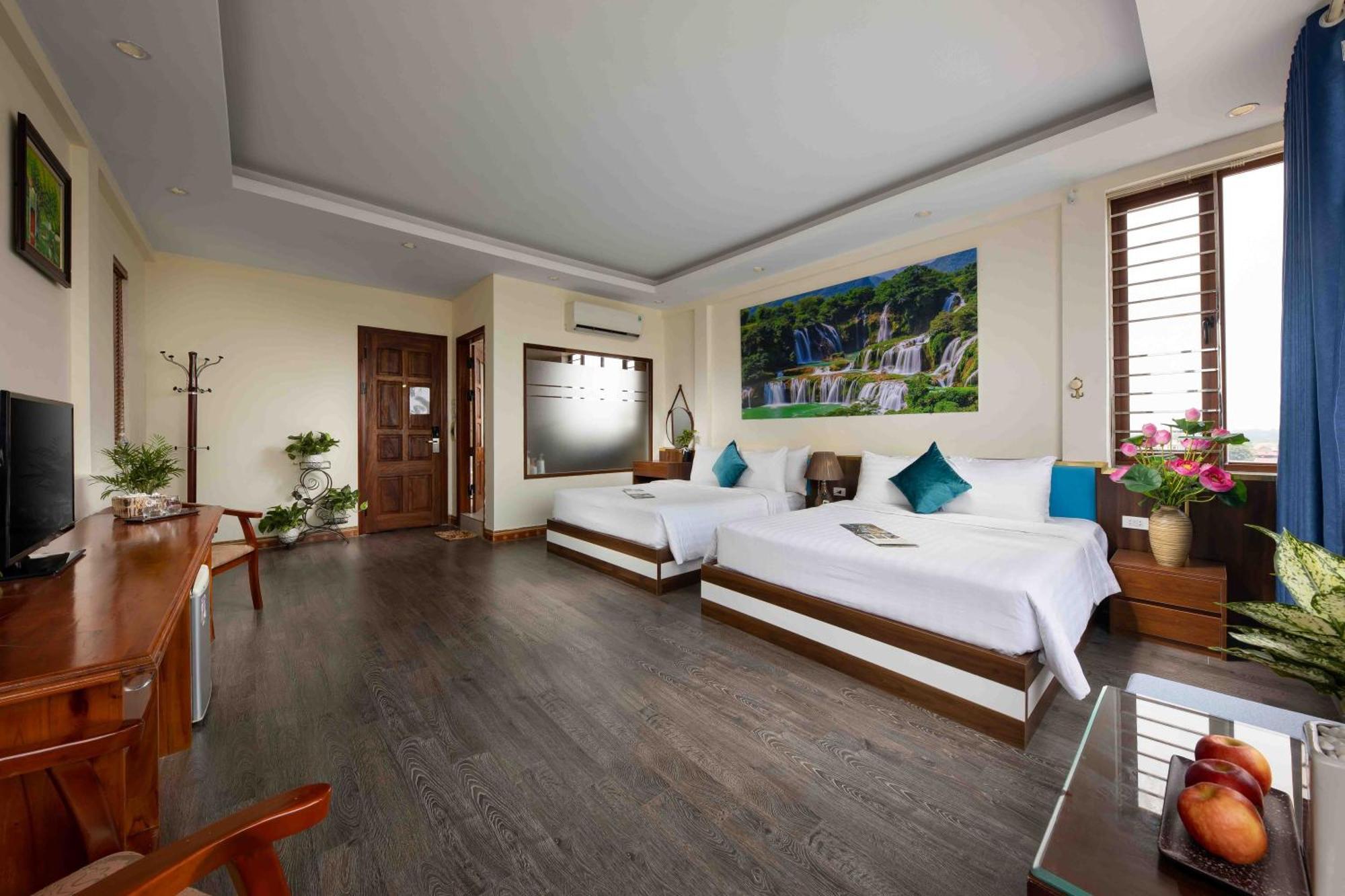 Viet Village Airport Hotel & Restaurants Hanoi Exterior photo