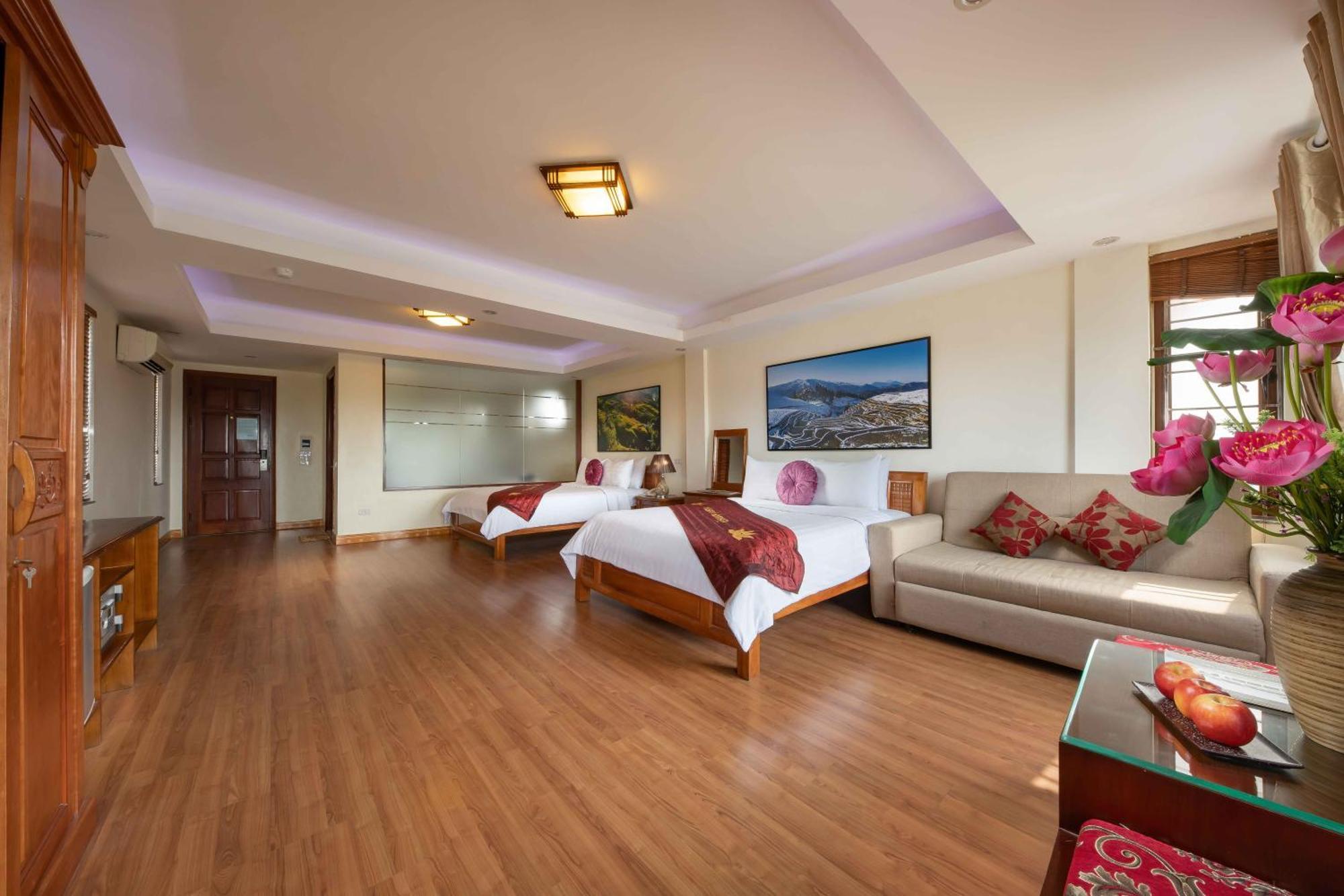 Viet Village Airport Hotel & Restaurants Hanoi Exterior photo